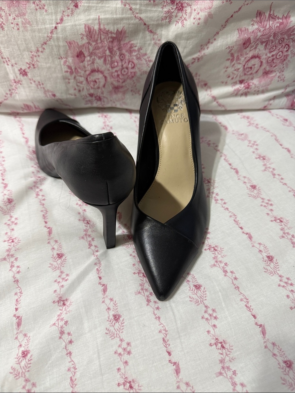 Vince Camuto Black Pointed-Toe Leather Stiletto Pumps